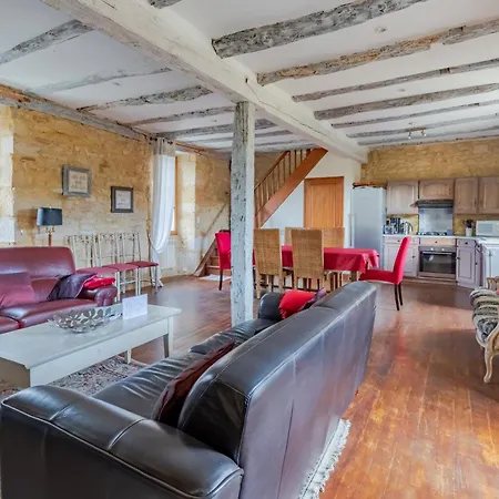 Hotell Le Bonheur Dans Notre Pre 25 P 3*